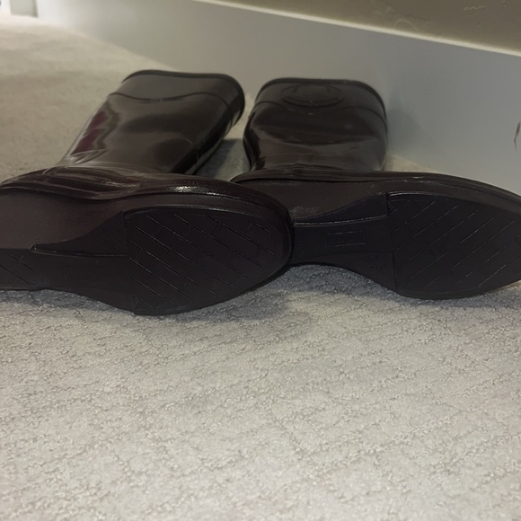 Hunter Dark Purple Wedge Rainboots! - Picture 5 of 5